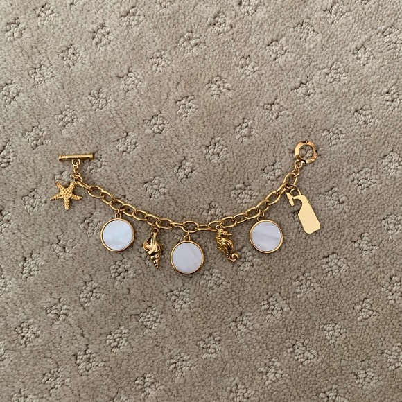 Vineyard Vines Charm Bracelet - Picture 1 of 4